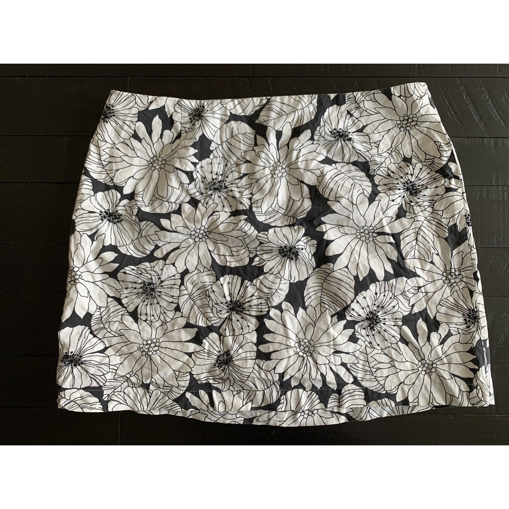 GAP Ladies Black and White Floral Stretch‎ Skirt Size 14 (U9) 0219 - Picture 4 of 7